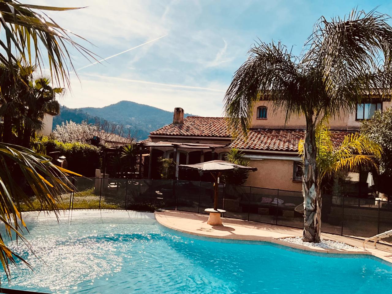 La maison du bonheur: dépendance seule ou villa entière