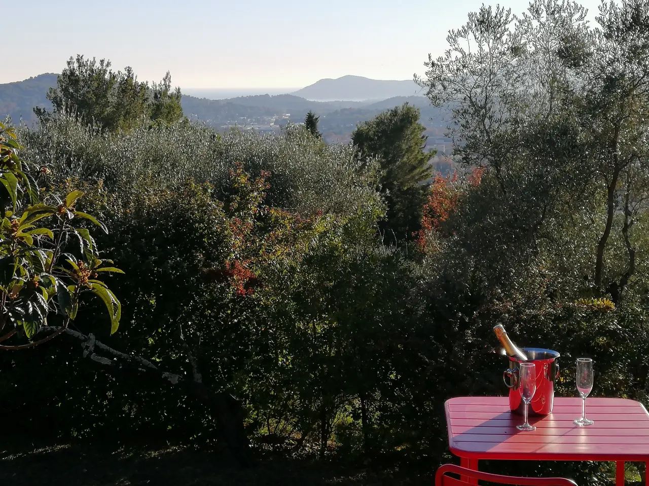 Hôte GreenGo: Les lodges de l'oliveraie de Virevent