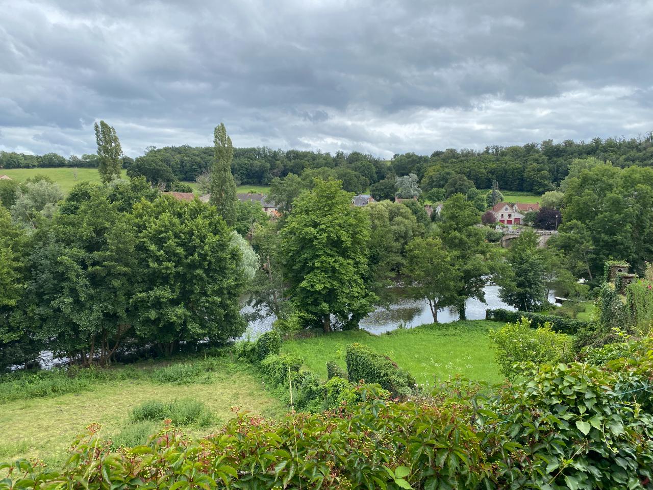 GreenGo Une terrasse sur la Creuse