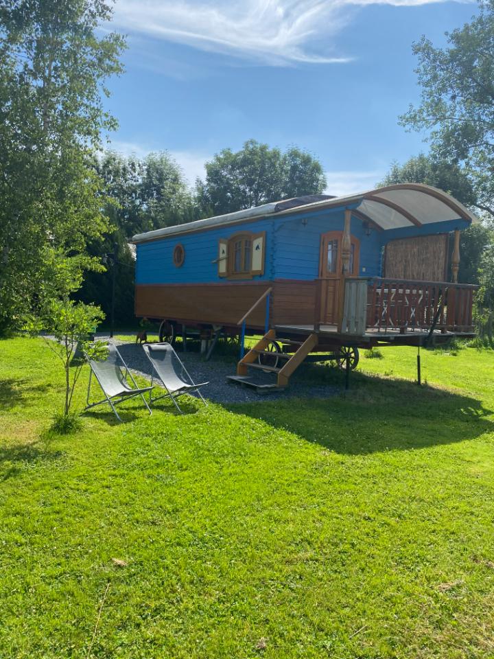 GreenGo Logement insolite Auvergne-Rhône-Alpes Gîte de groupe