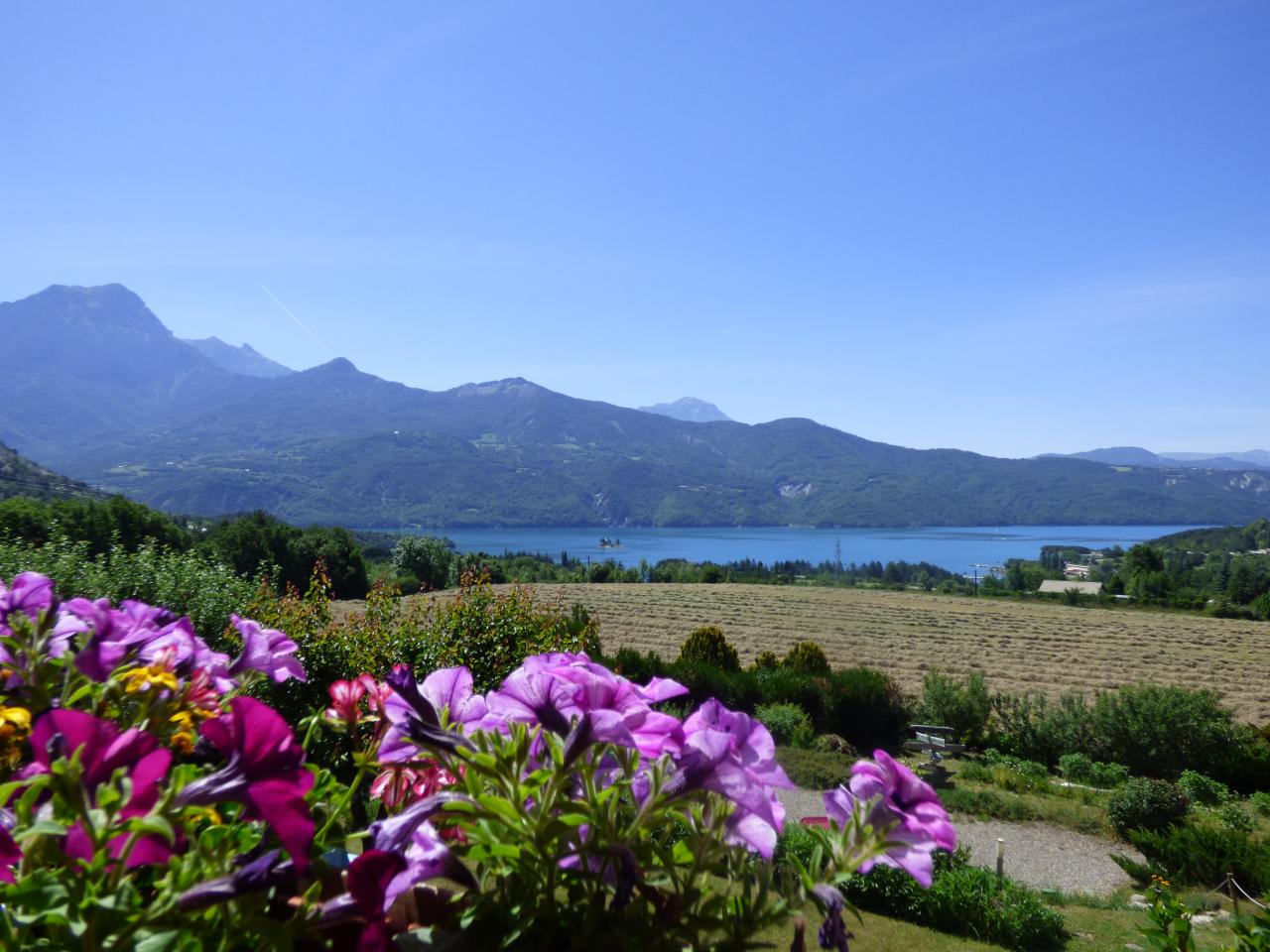  Hautes-Alpes À la campagne