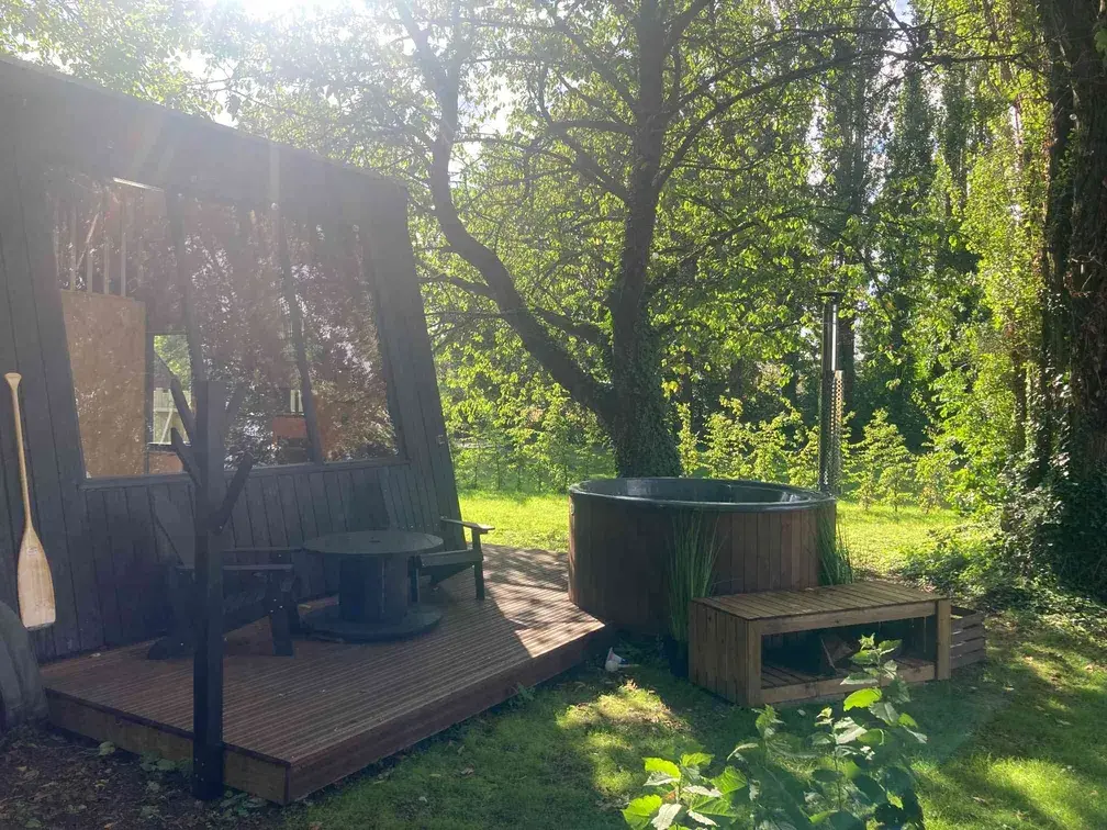 GreenGo La Ferme 1851 - Dôme et Cabane - Spa nordique privé vue sur champs