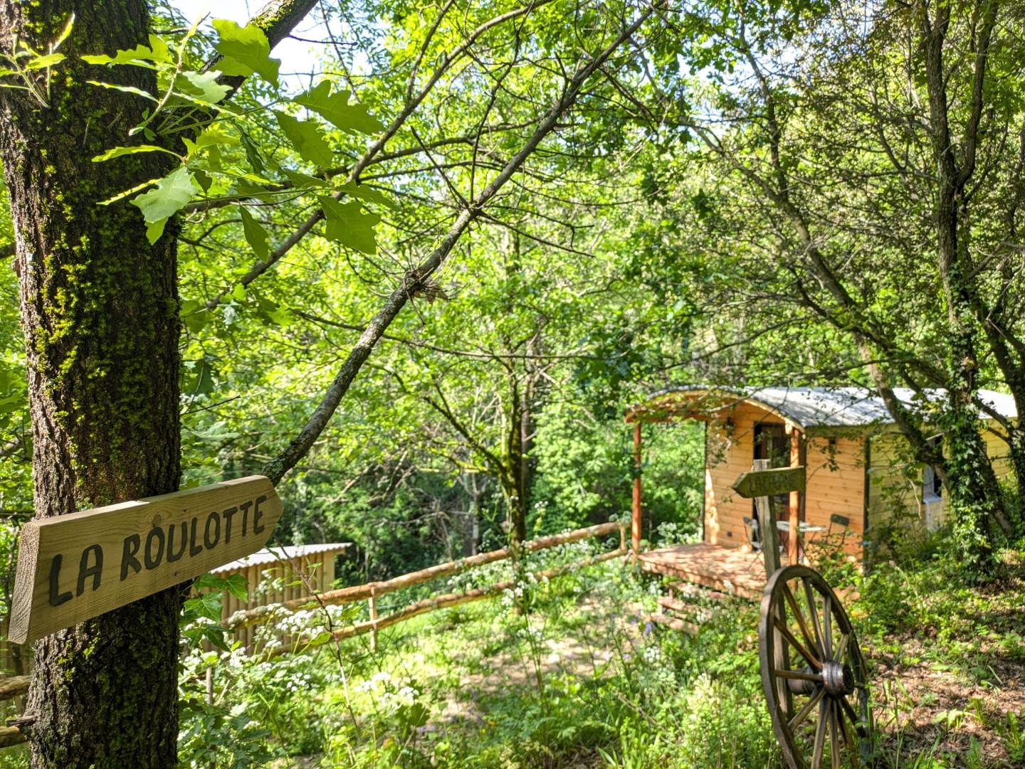 GreenGo La Ferme Racinethique, écrin de nature en Cévennes Ardéchoises
