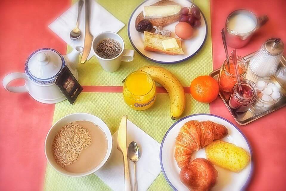 Petit-déjeuner buffet bio