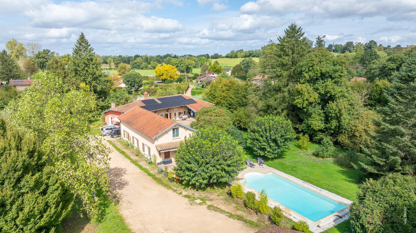 Piscine privative du gîte