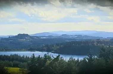 Lac de Devesset : 30 min du gîte en voiture