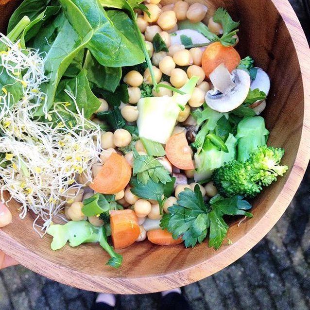 Repas alimentation vivante et cooconing