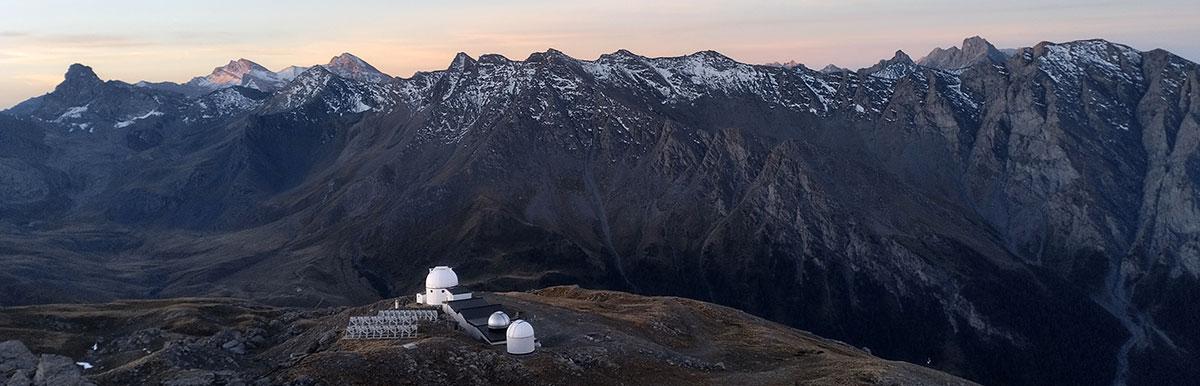 A St Véran, l'observation ou la maison du soleil organisent des observations des étoiles mais aussi du soleil en journée.