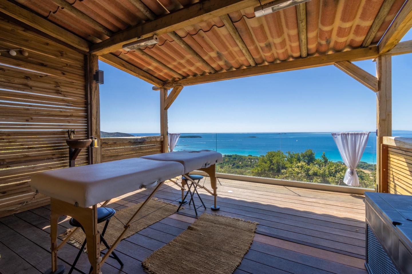 Massages et soins esthétiques