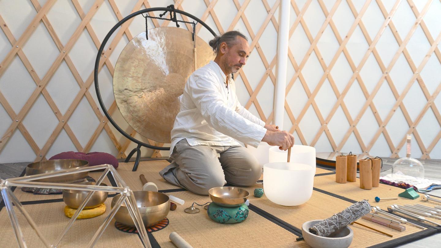 Massages Thaï ou Ayurveda et soins sonores