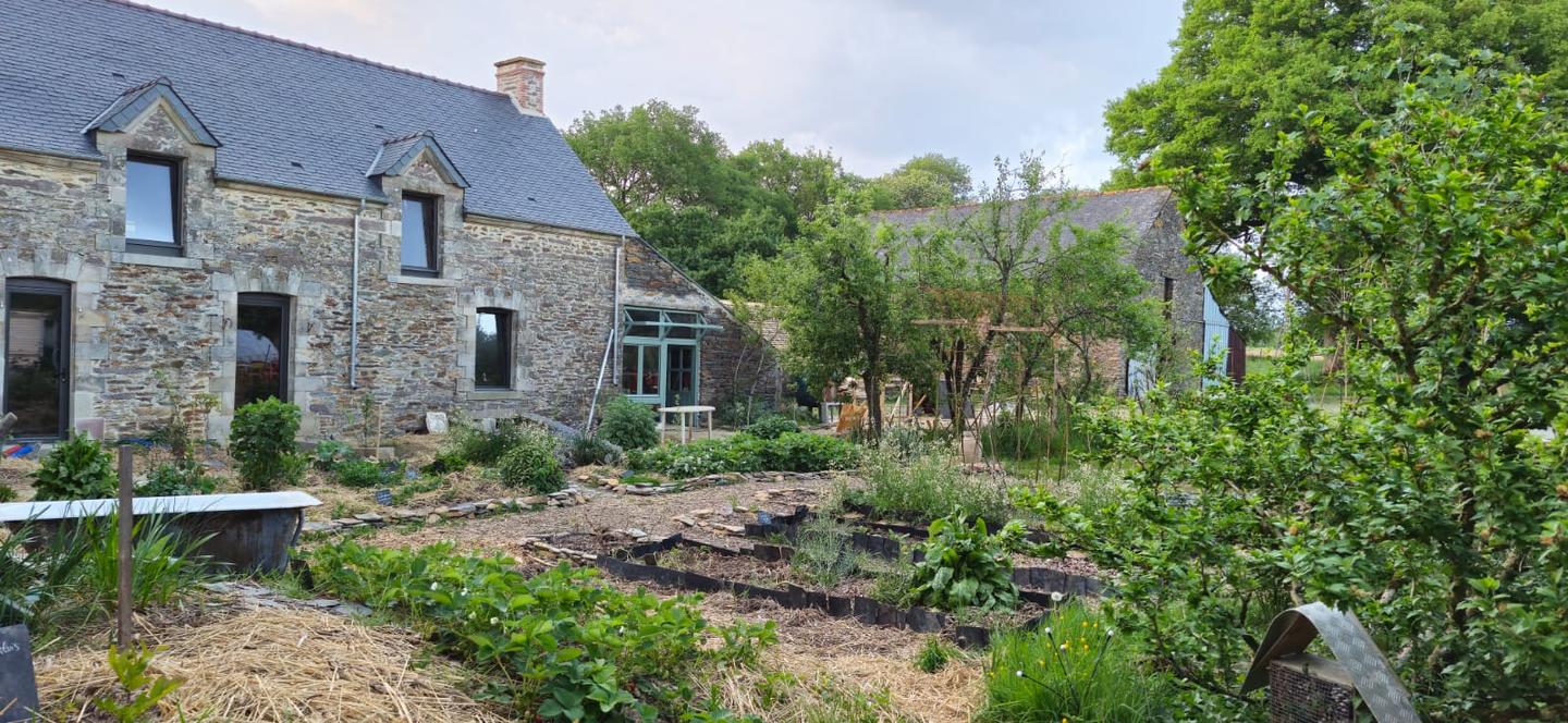 Au cœur de notre jardin, potager et plantes médicinales