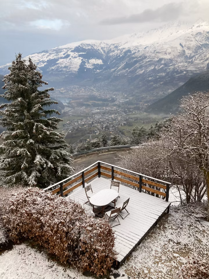 Vue magnifique dans un endroit tranquille au cœur des Alpes.