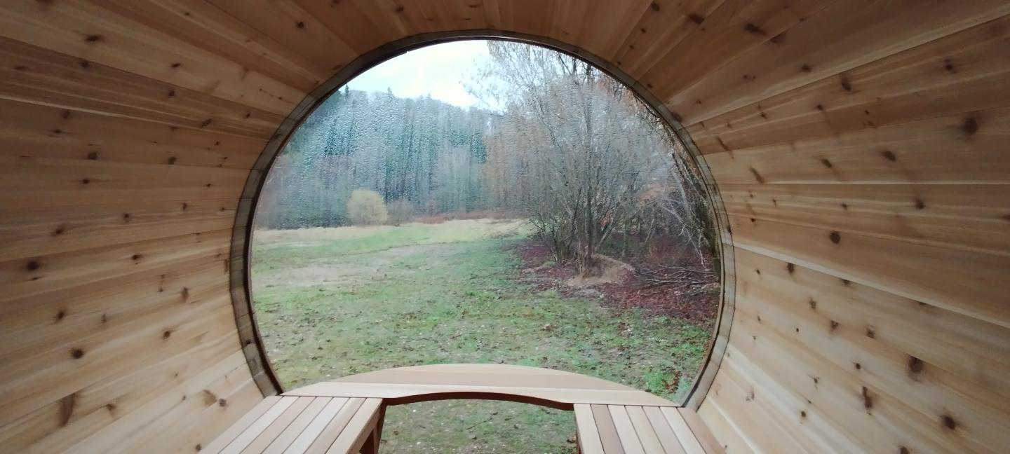 Sauna tonneau 4 personnes.