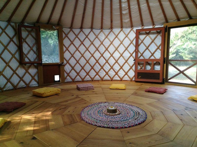 Massages dans la yourte