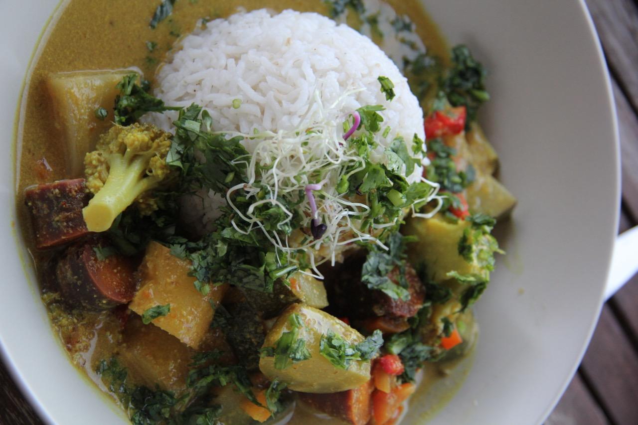 Repas complet bio, gourmand et végétarien