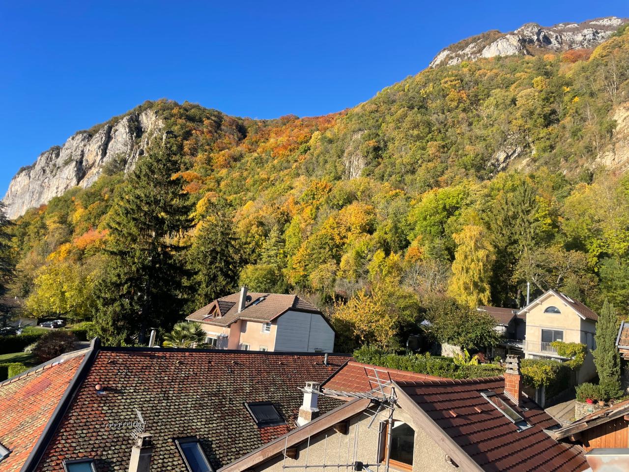 balcon face au Mont Veyrier