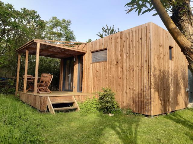 Logement GreenGo: Studio en bois avec grand jardin