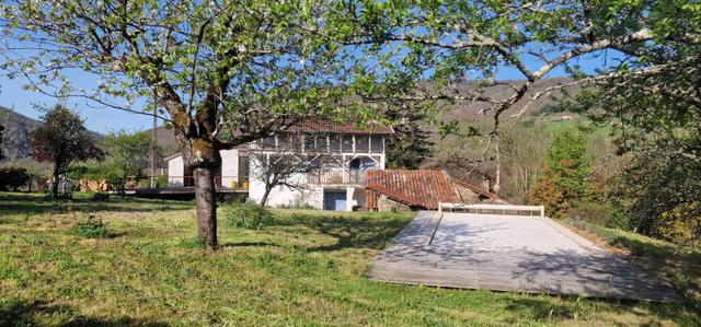 Logement GreenGo: Maison de vacances dans la vallée du Lot - Aveyron
