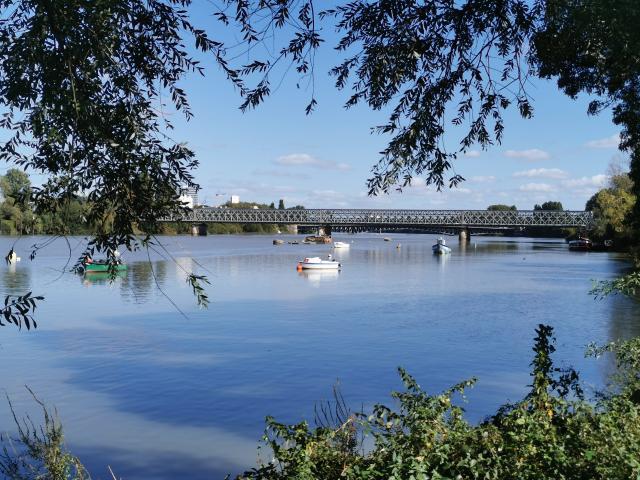 Logement GreenGo: Studio Calme en bord de Loire en face de Nantes