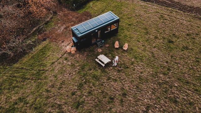 Logement GreenGo: Parcel Tiny House - dans la campagne du Loiret près des chèvres