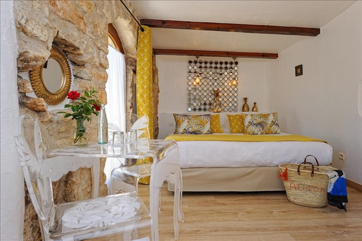 orderedImageAlt_accommodation_default