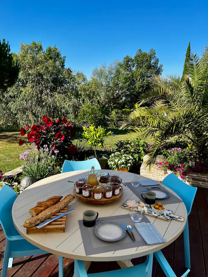 Chambre d'hôte indépendante, climatisée et au calme, petit-déjeuner inclus