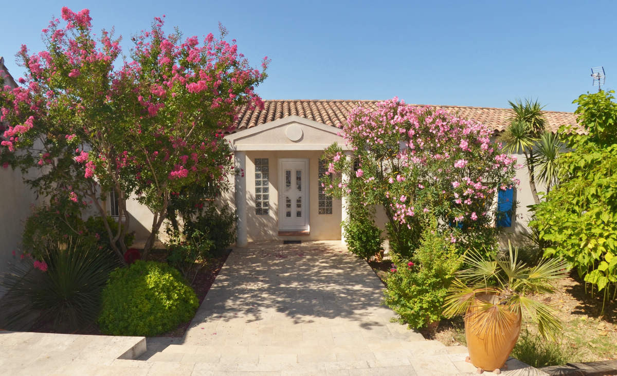 Logement GreenGo: Villa 180m2 piscine 12x5