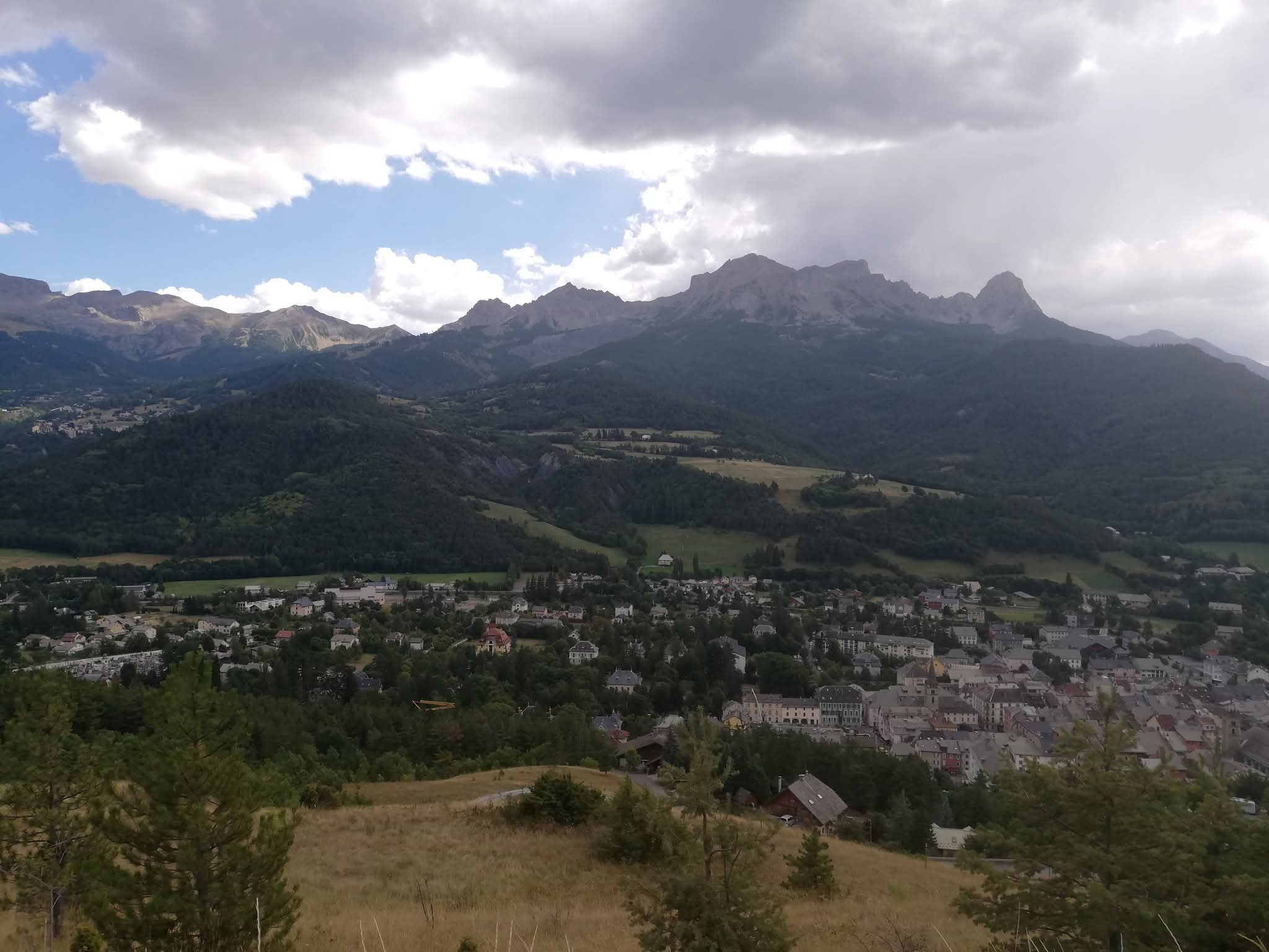 App 298 les balcons du sud montagne neige nature détente