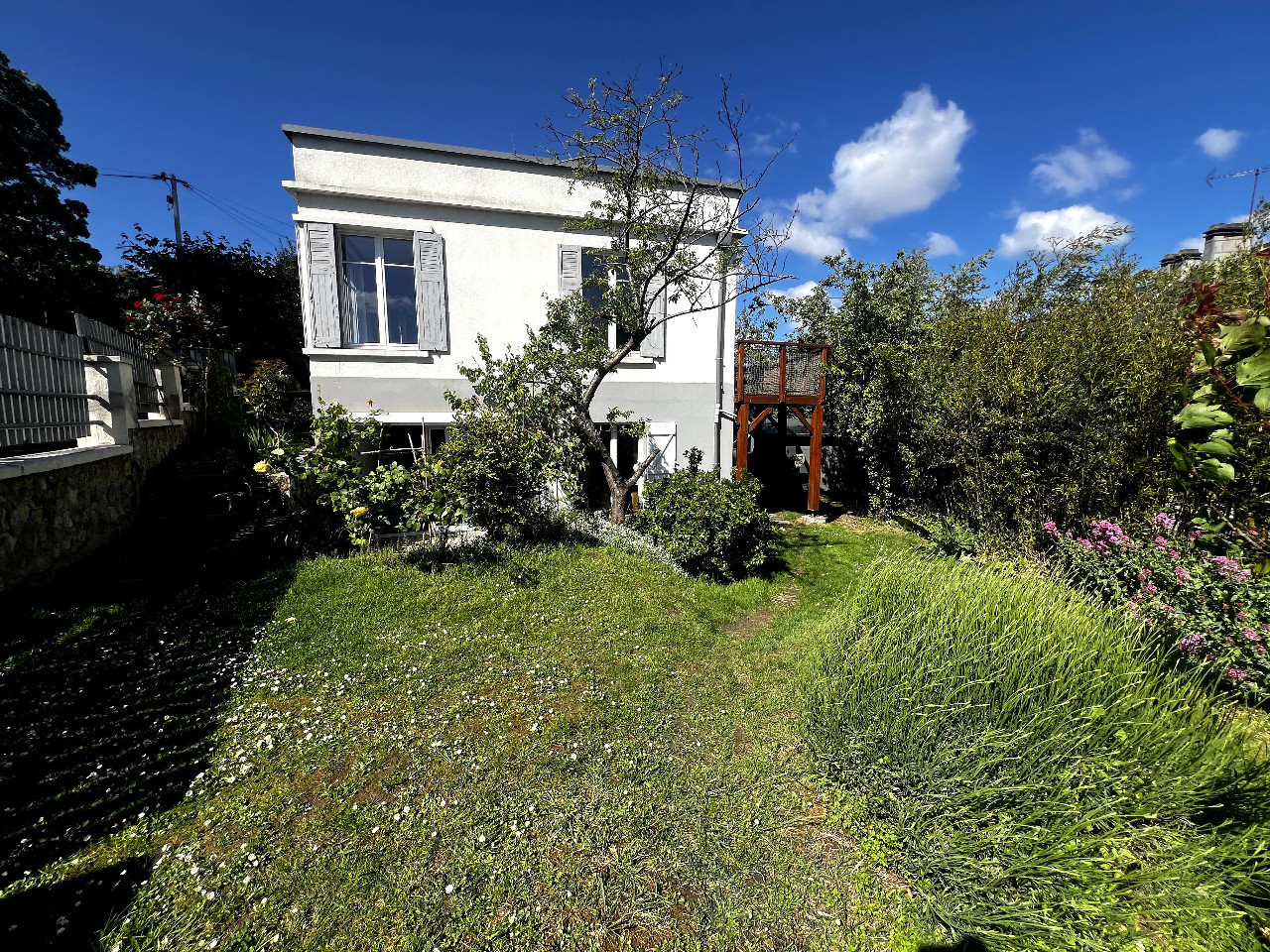 Maison fraîche à Caen