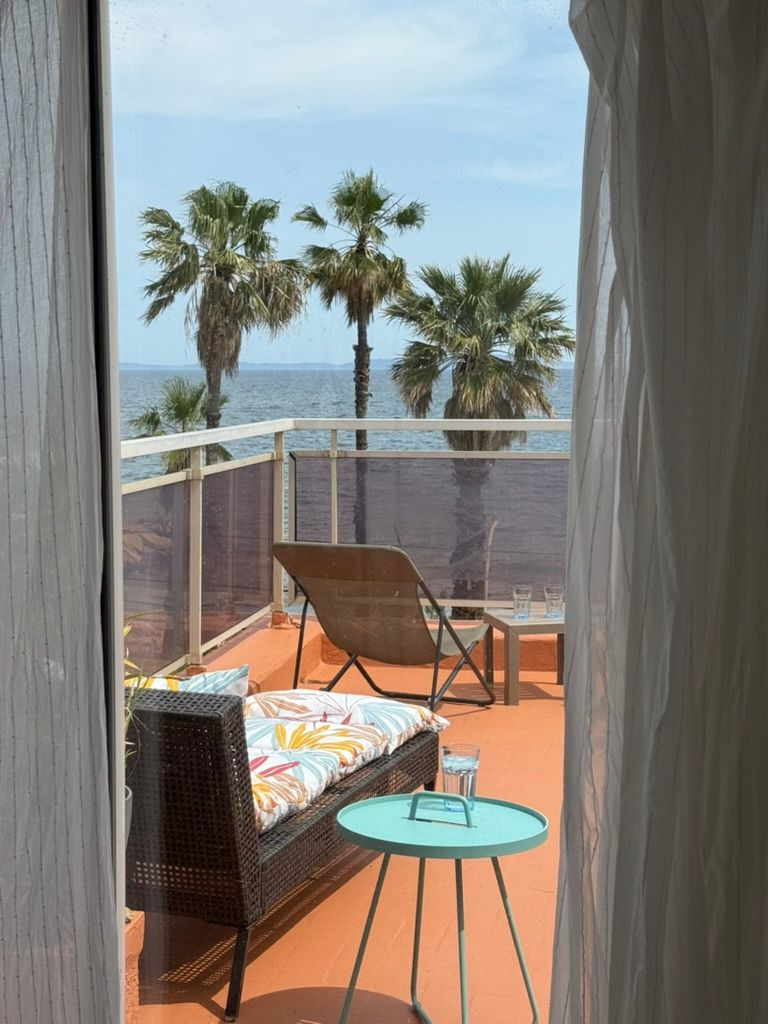 GreenGo Chez Jo : Duplex Terrasse & vue mer Hyères