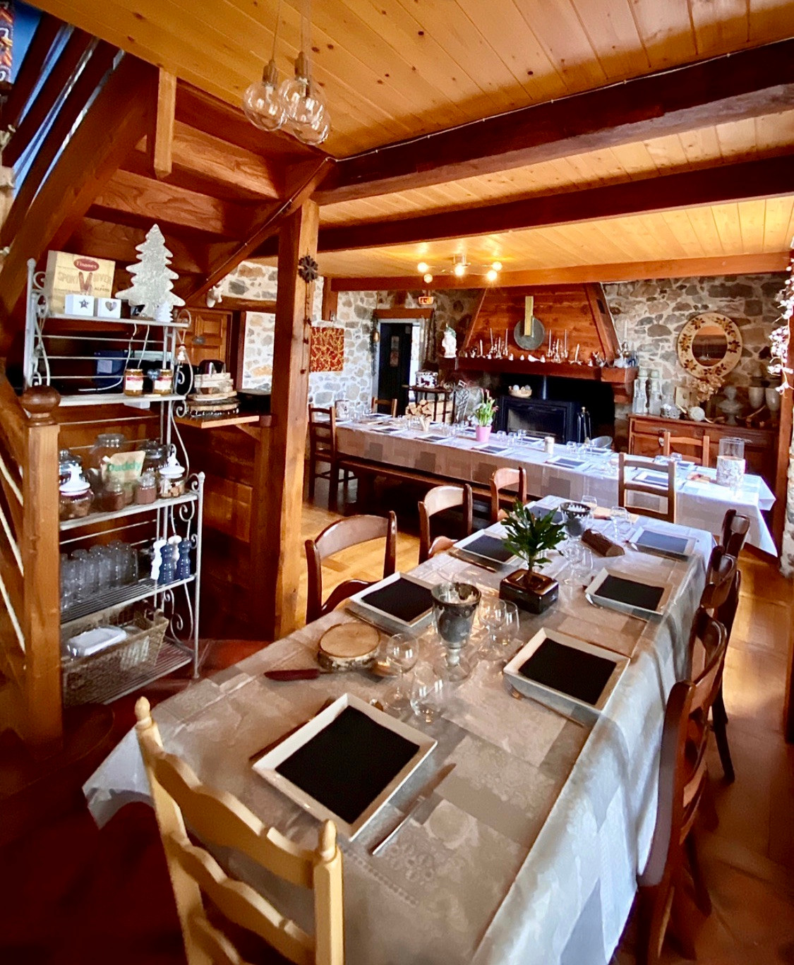 GreenGo Domaine le Solayan - vue montagnes - 37 couchages - Piscine, jacuzzi, sauna, bain nordique