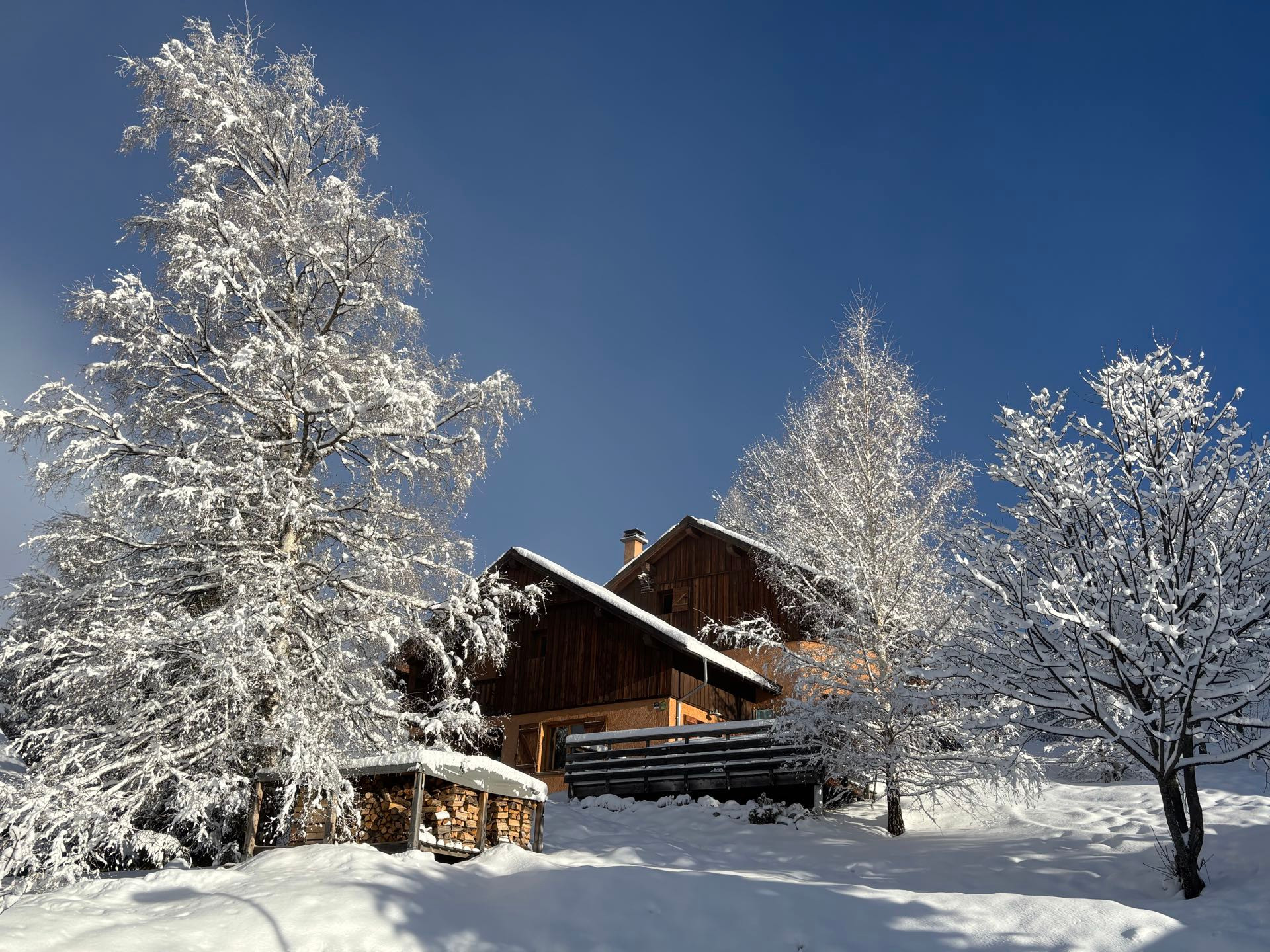 GreenGo Chalet Rouge ou Blanc