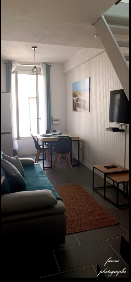 T2 cœur de Sète – "Halles & canal à pied"