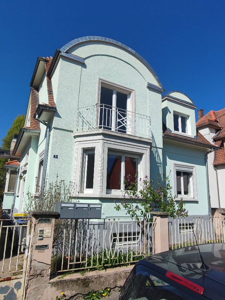 Strasbourg, 4 personnes, 2 lits au calme, et pour la volupté ...à vous de jouer !