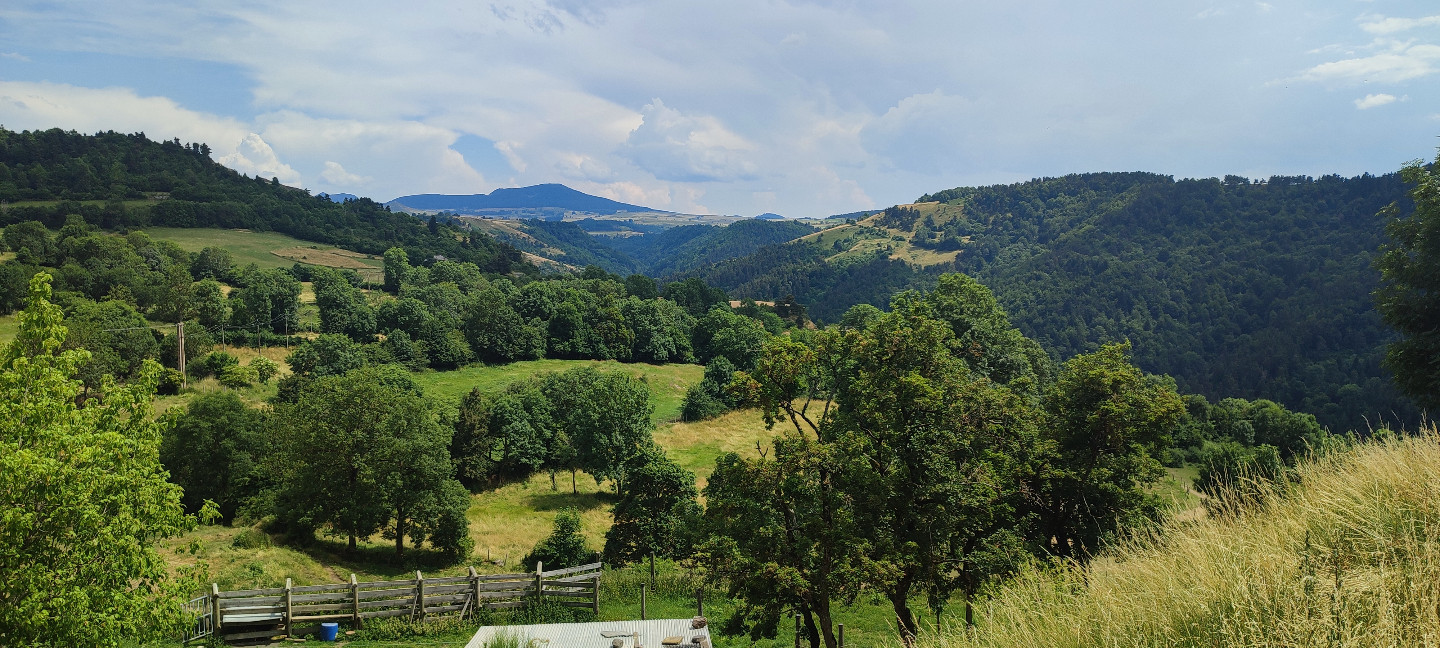 GreenGo Location Auvergne-Rhône-Alpes En forêt