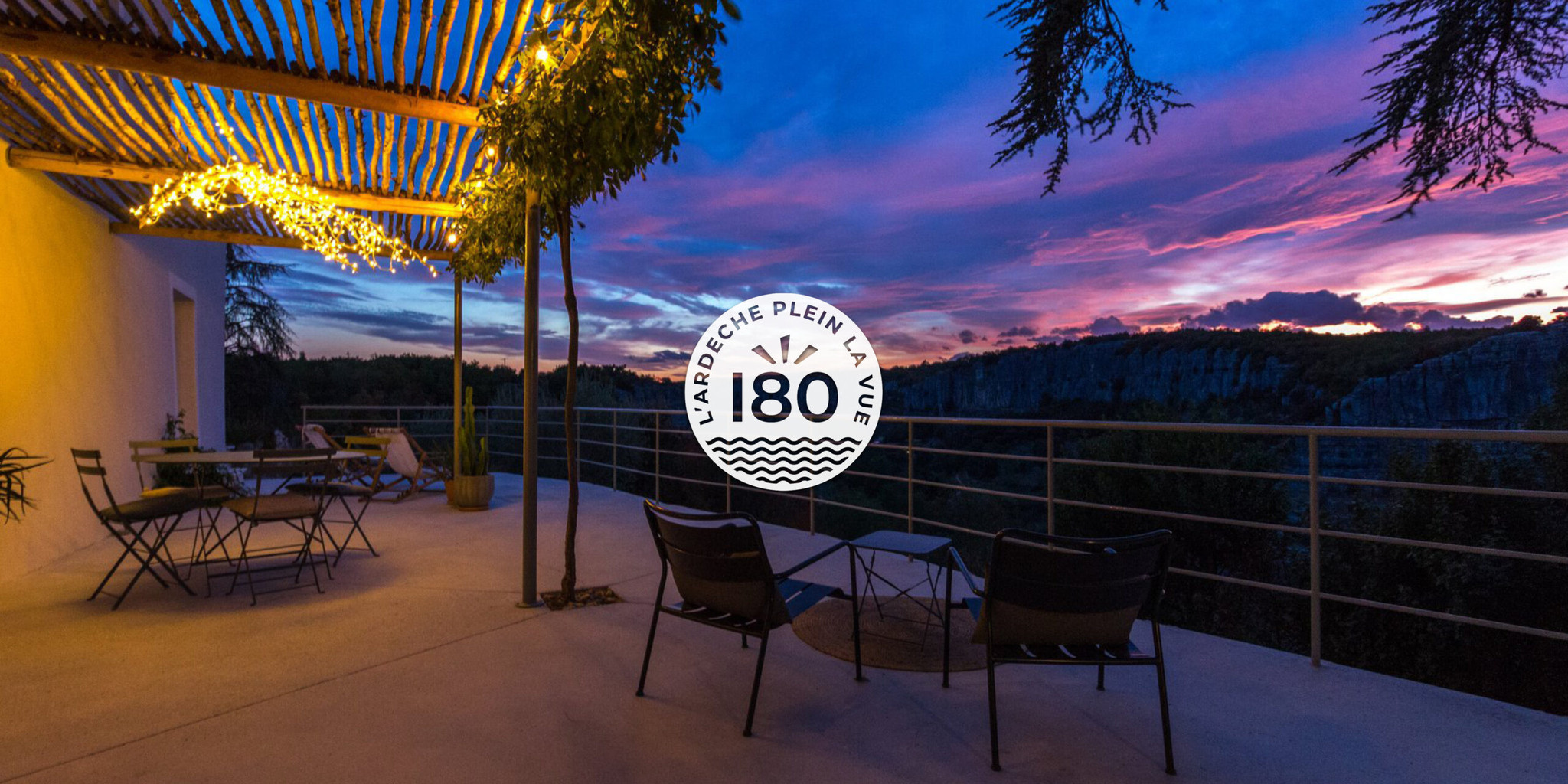 Hôte GreenGo: 180 On The Deck ⎸ Balazuc 🌞 un cocon pour 2 avec jacuzzi suspendu au-dessus des gorges de l'Ardèche