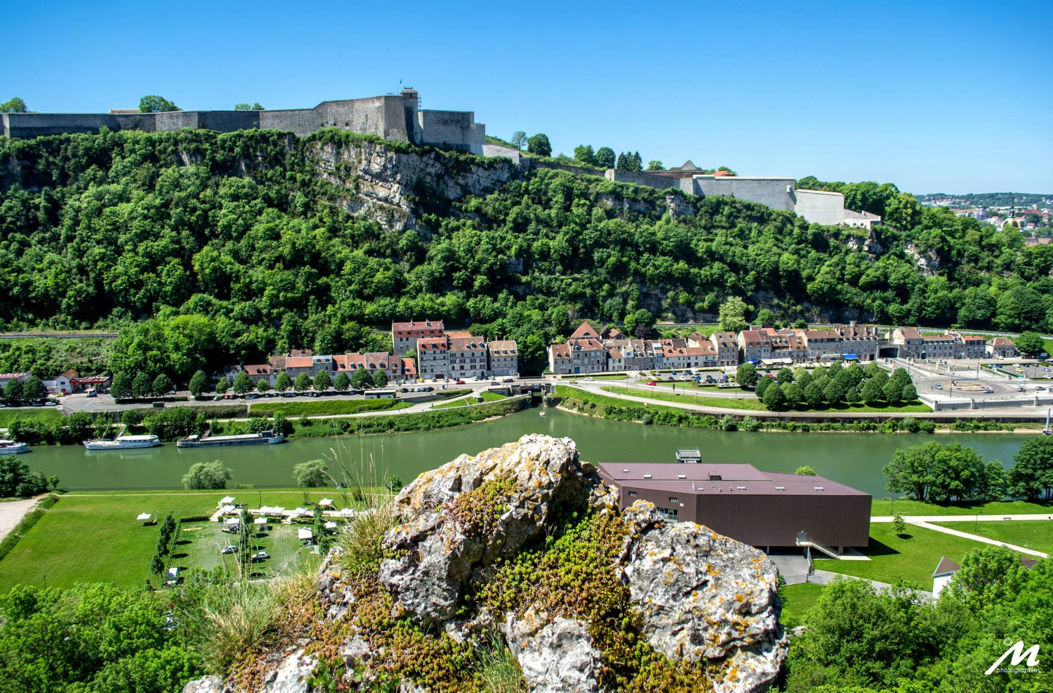 GreenGo Péniche "l'Eneide" - Besançon - Citadelle Vauban (unesco)