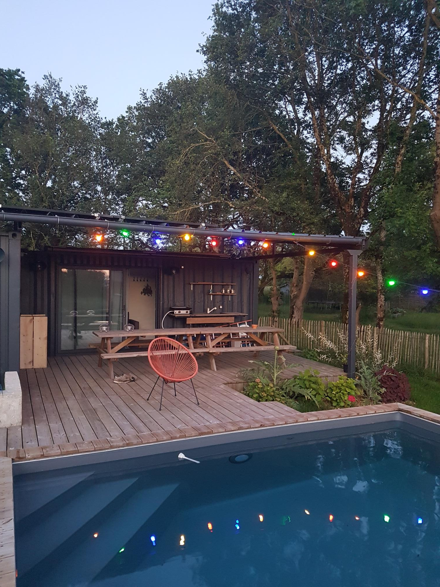 Logement GreenGo: Conteneur Cosy et sa piscine