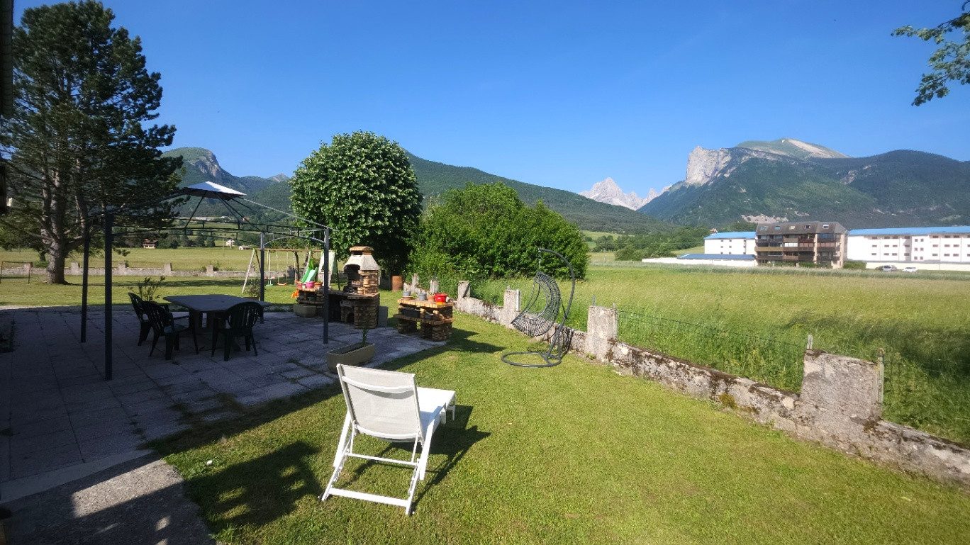 GreenGo Appartement avec vue remarquable à 100m du village