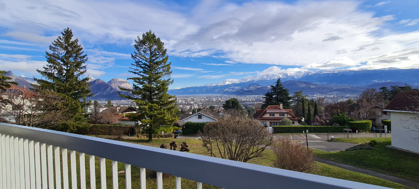 Un balcon sur les Alpes