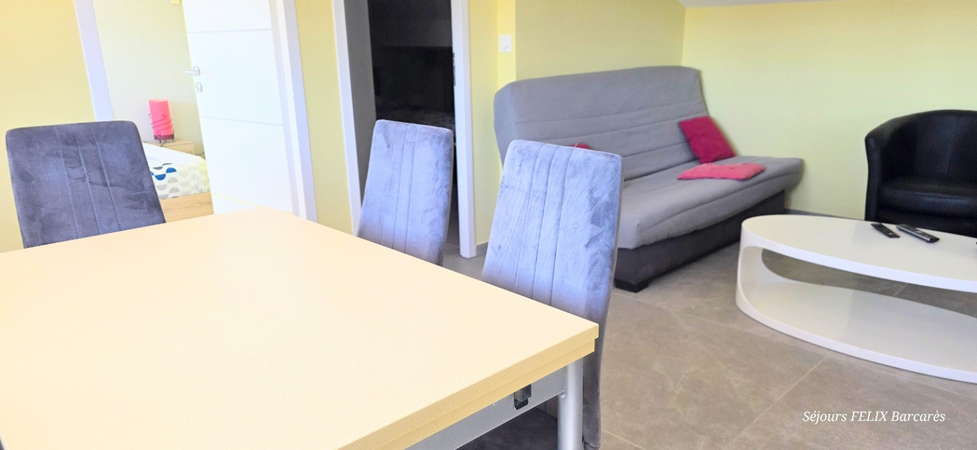 Logement GreenGo: Logement 6 pers au Barcarès Plage et Village de Noël à pied, parking, clim, wifi. Classé 3 étoiles