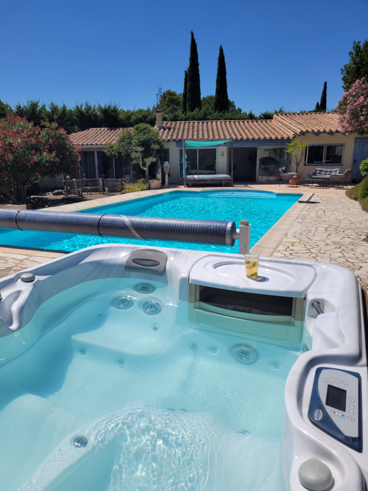 Le Mas Blanc - Suite romantique avec jacuzzi privatif proche Carcassonne