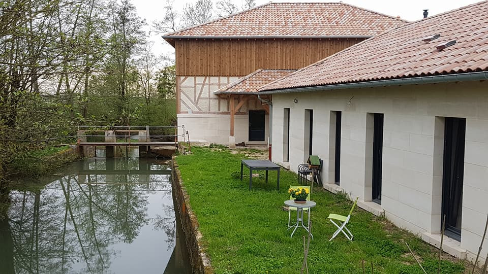 GreenGo Un séjour au vert au pied d'un moulin à eau