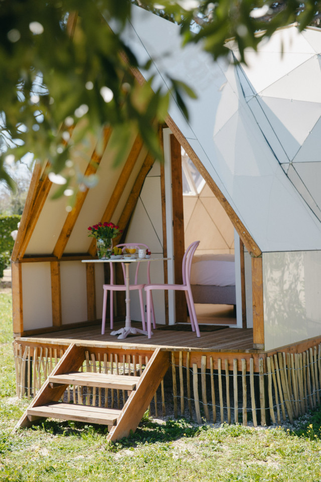 Logement GreenGo: Ecolodge - Dôme en bois avec piscine & jardin 2p.