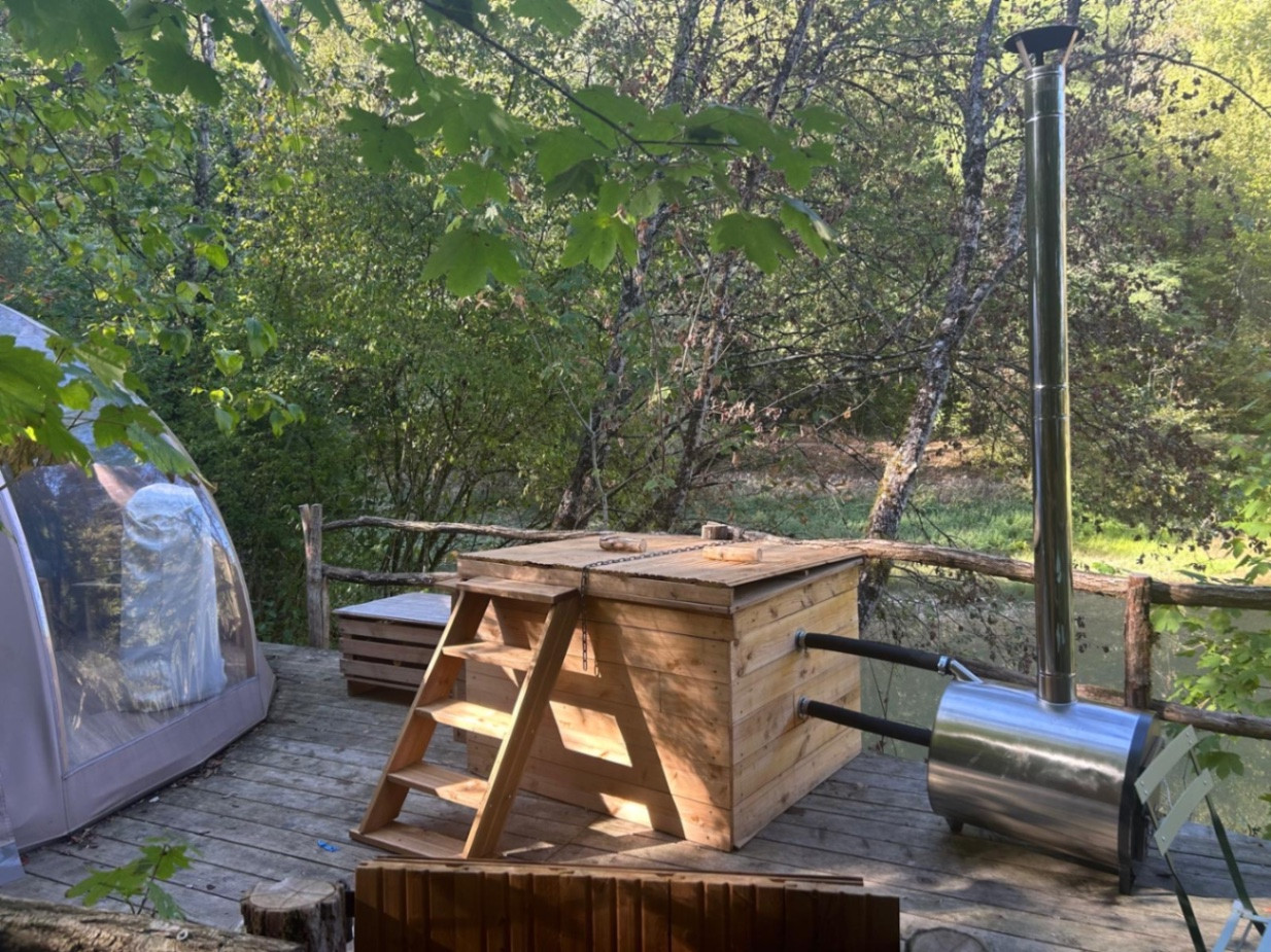 Domaine de l'étang, sa bulle nature et son bain nordique
