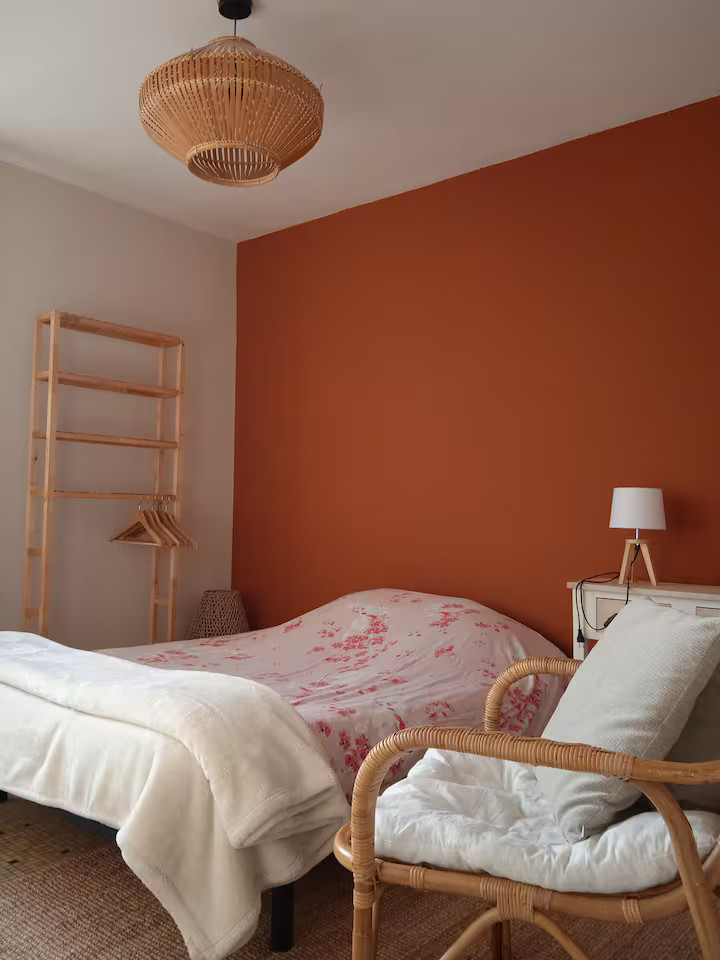 Une chambre de bric(olage) et de broc(ante)