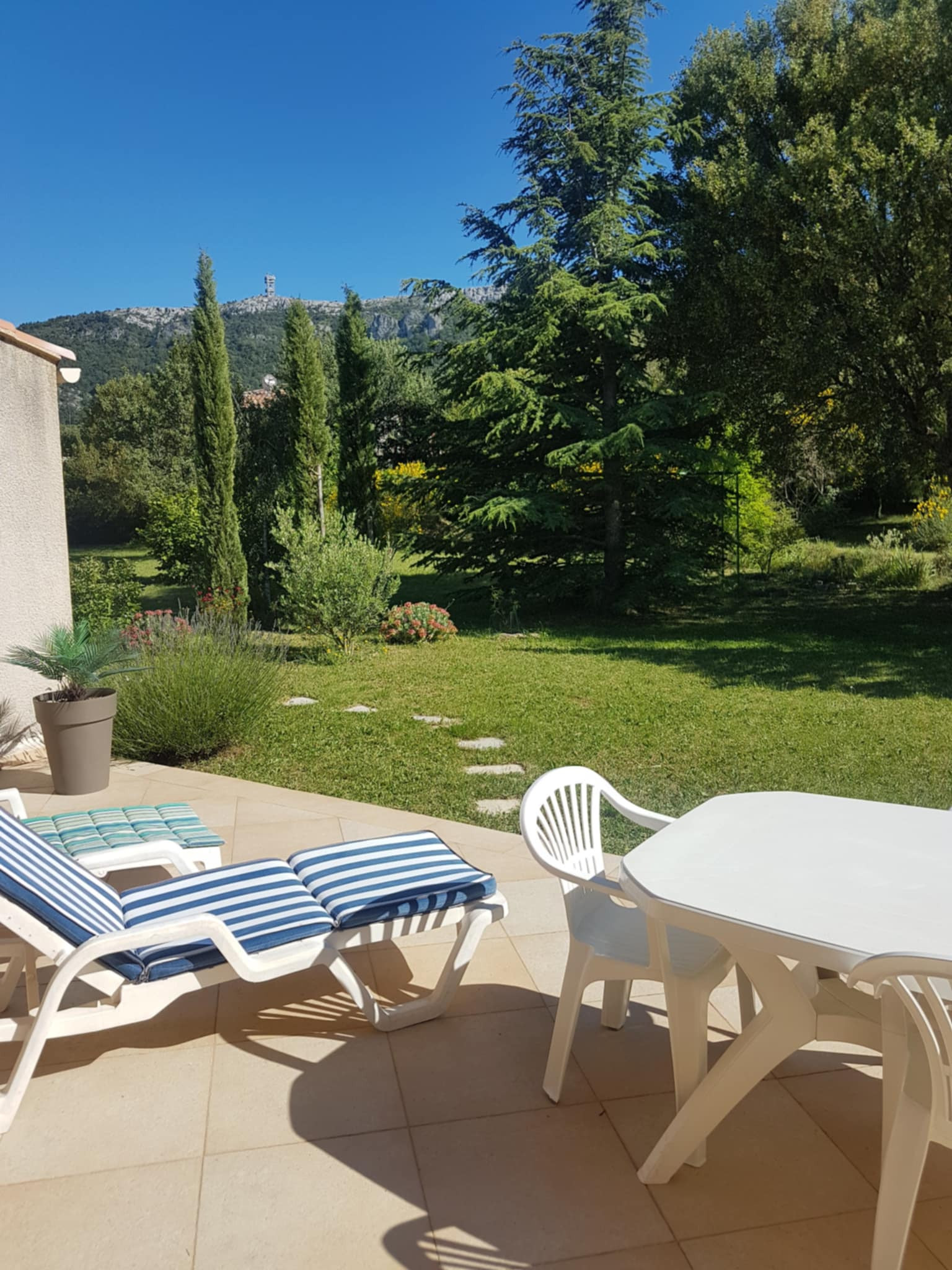 GreenGo Location Provence-Alpes-Côte d'Azur En forêt