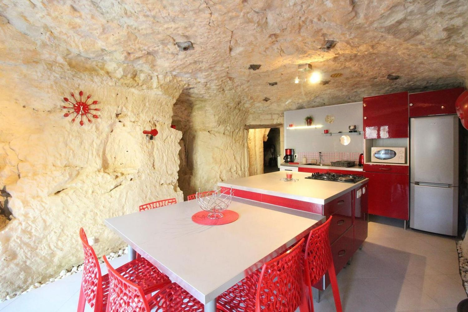 GreenGo La Grotte Rouge, gîte troglodyte 6 personnes