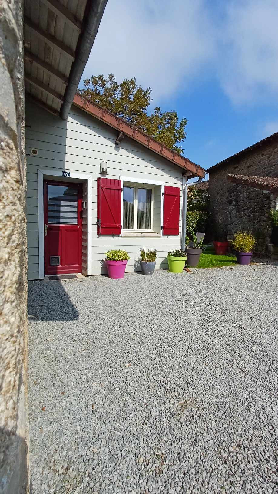 GreenGo Le gîte de Santrop - Razès - a 1km du Lac de Saint-pardoux