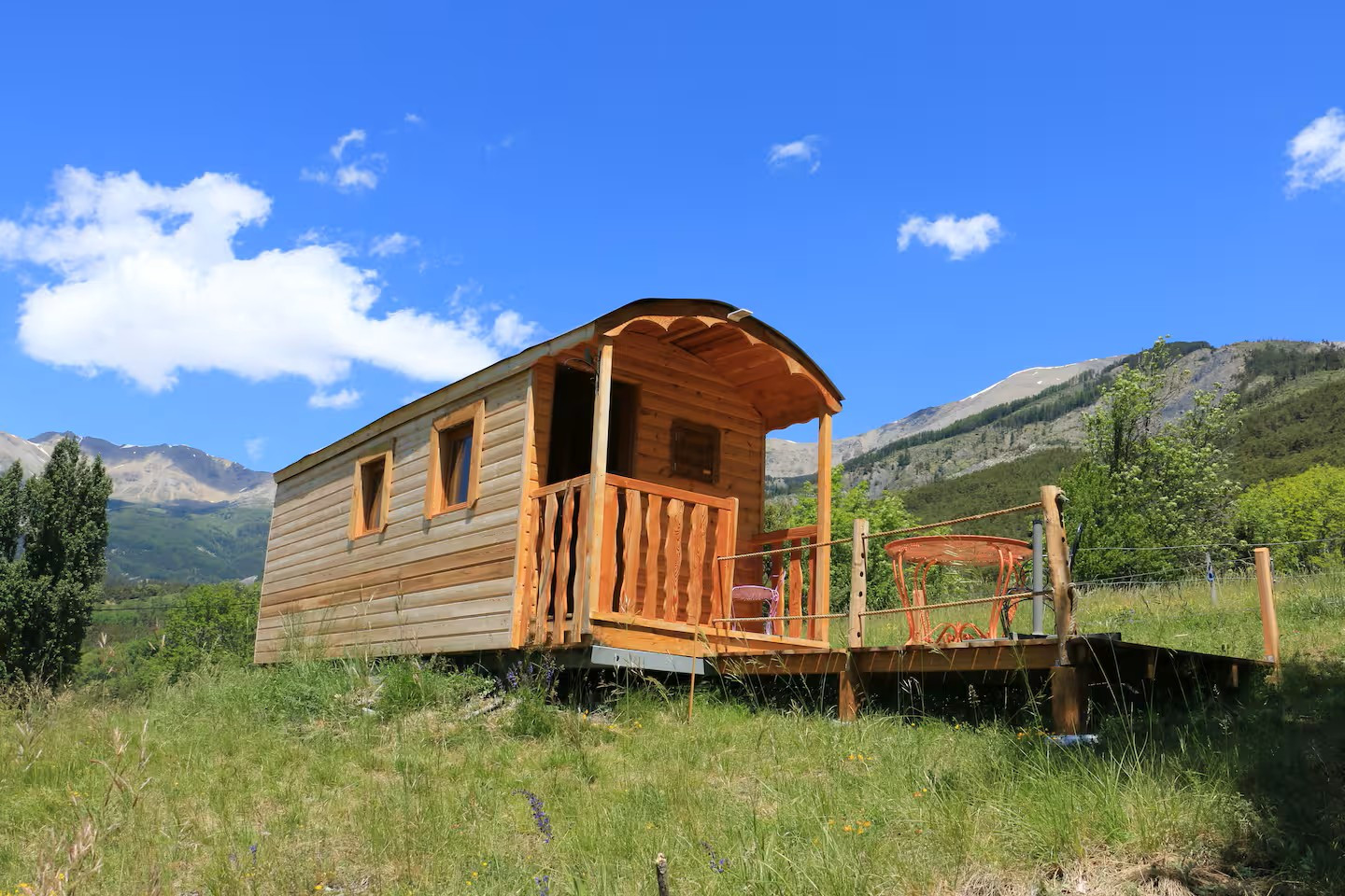 Logement GreenGo: Roulotte Ubayenne